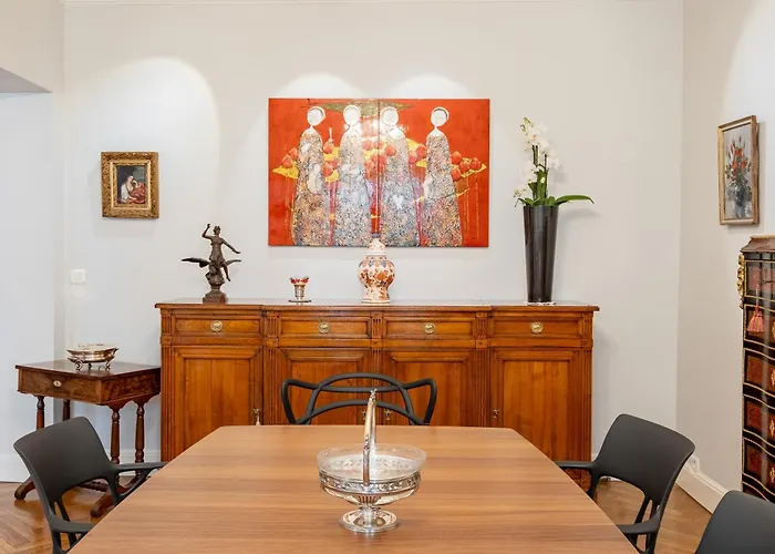 Veeve - Triumphant Design Apartament *