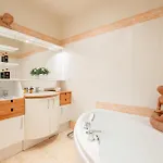 Apartmán Veeve - Triumphant Design Paříž